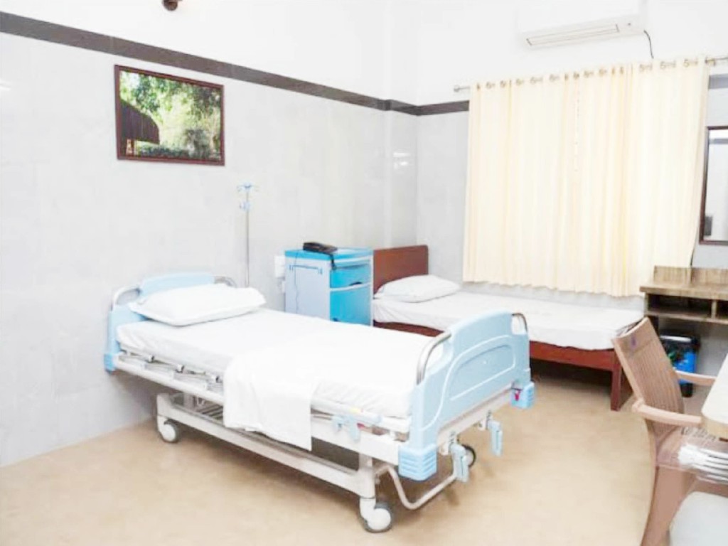 anushka hospital bellary